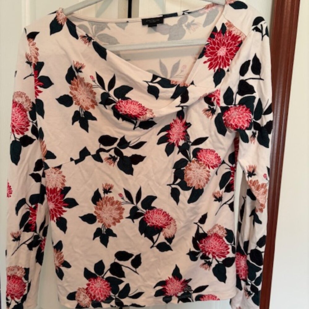 Ann Taylor FActory Knit top